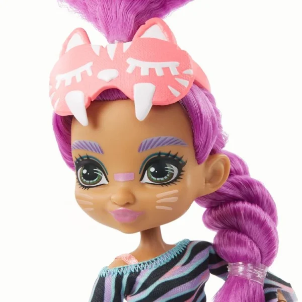 CARS Cave Club – Emberly Pyjama Party – Mini-poupée 4